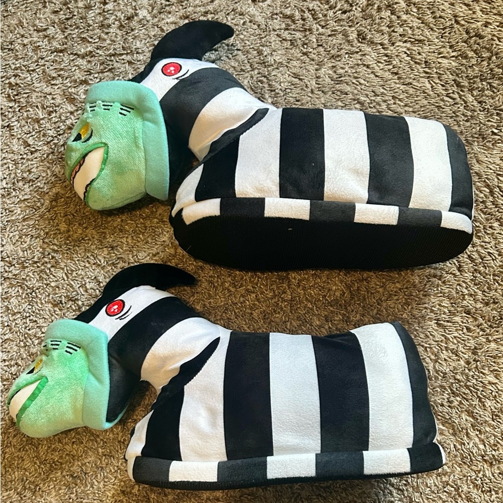 Beetlejuice Sandworm Slippers Unisex S/M